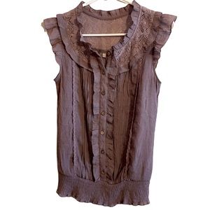 A’GACI ruffle sleeveless button up with lace